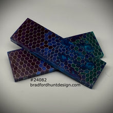 Load image into Gallery viewer, Aluminum Honeycomb and Urethane Resin Custom Knife Scales #24082