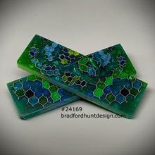 Load image into Gallery viewer, Aluminum Honeycomb and Urethane Resin Custom Knife Scales #24169